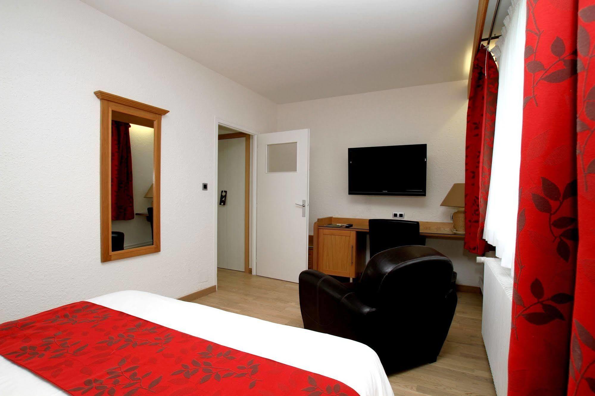 Logis Hotel Restaurant Spa Beau Site Luxeuil-les-Bains Kültér fotó