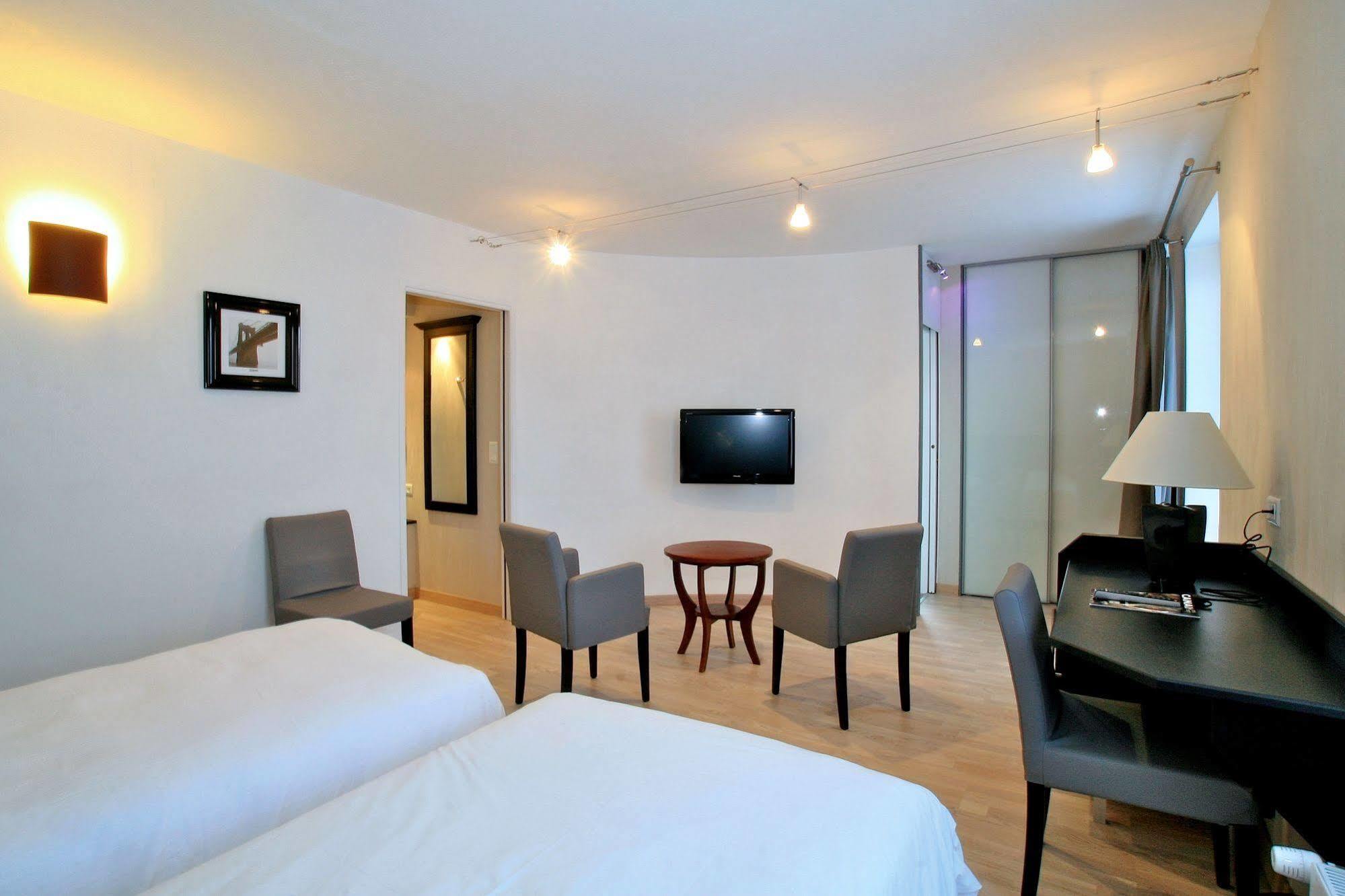 Logis Hotel Restaurant Spa Beau Site Luxeuil-les-Bains Kültér fotó